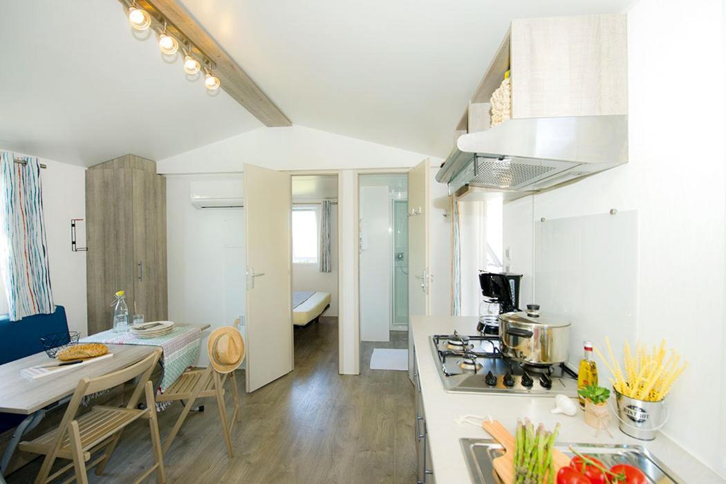 Vacanceselect Mobil Homes - Camping Pineta Sul Mare Camping Village 切塞纳蒂科 外观 照片