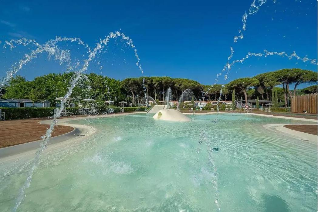 Vacanceselect Mobil Homes - Camping Pineta Sul Mare Camping Village 切塞纳蒂科 外观 照片