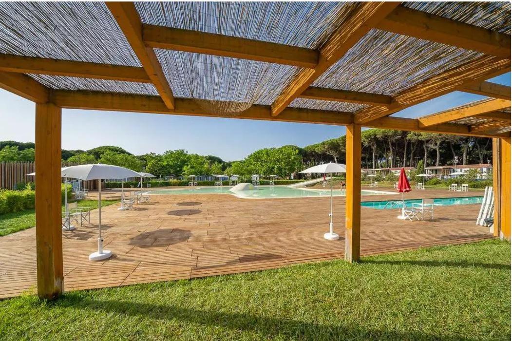 Vacanceselect Mobil Homes - Camping Pineta Sul Mare Camping Village 切塞纳蒂科 外观 照片