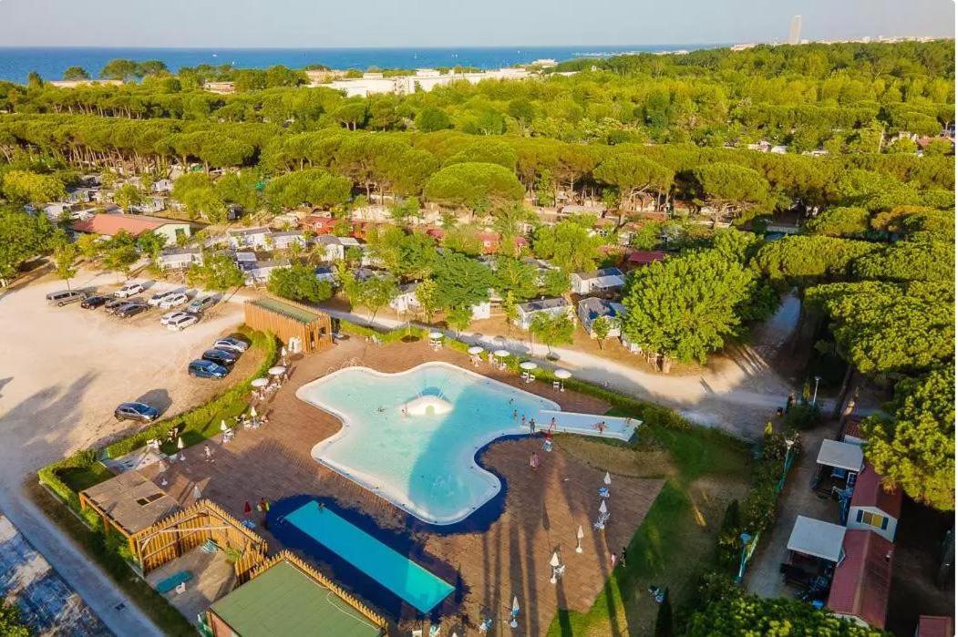 Vacanceselect Mobil Homes - Camping Pineta Sul Mare Camping Village 切塞纳蒂科 外观 照片